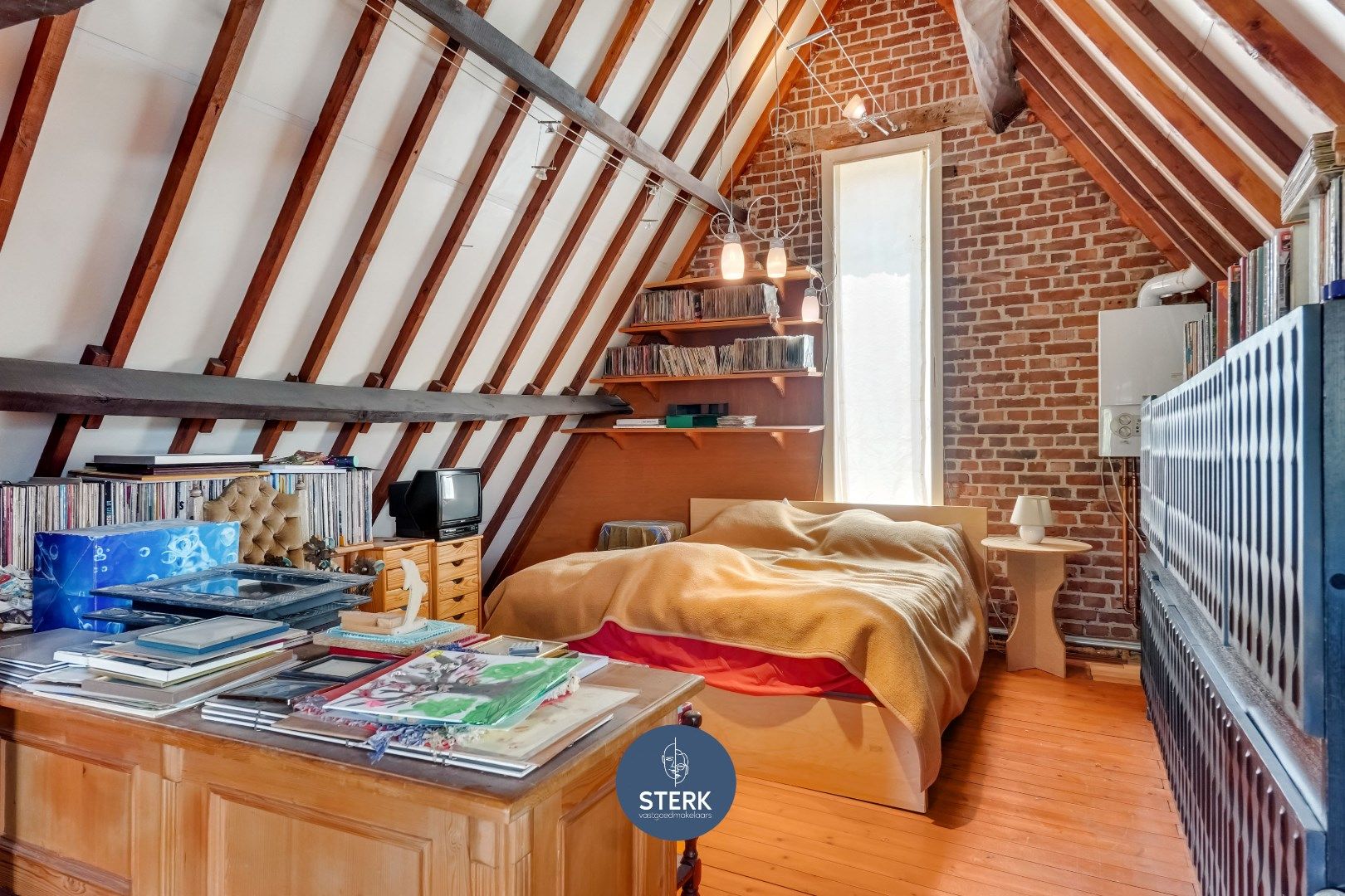 CHARMANTE WONING MET EEN RUIME BEWOONBARE OPP. VAN 400 M² TE REKEM !  foto 22