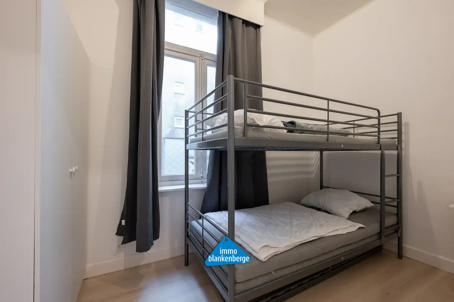 Instapklaar Appartement met Twee Slaapkamers aan de Haven van Blankenberge foto 5