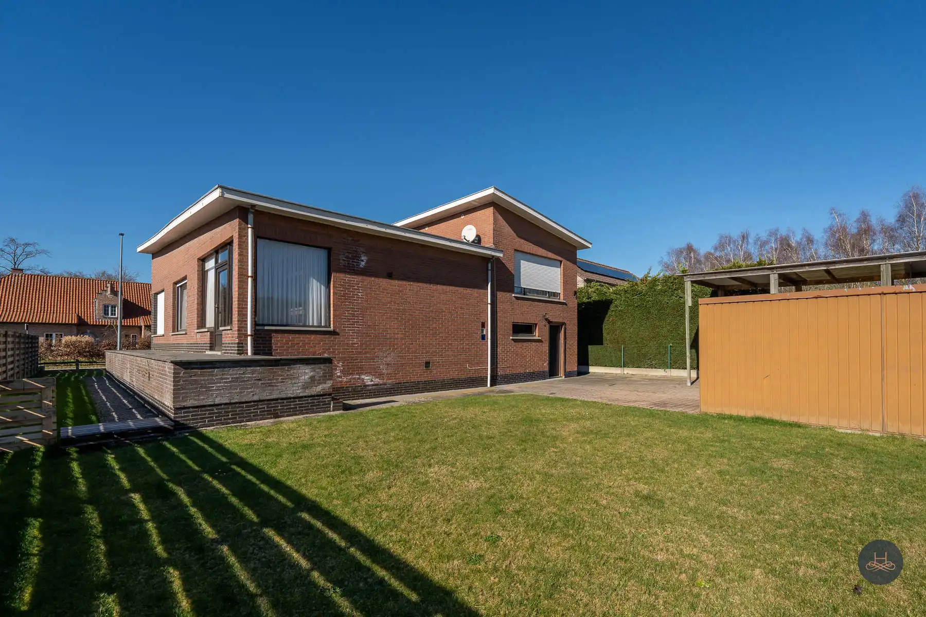 Ruime woning in rustige woonwijk  foto 26