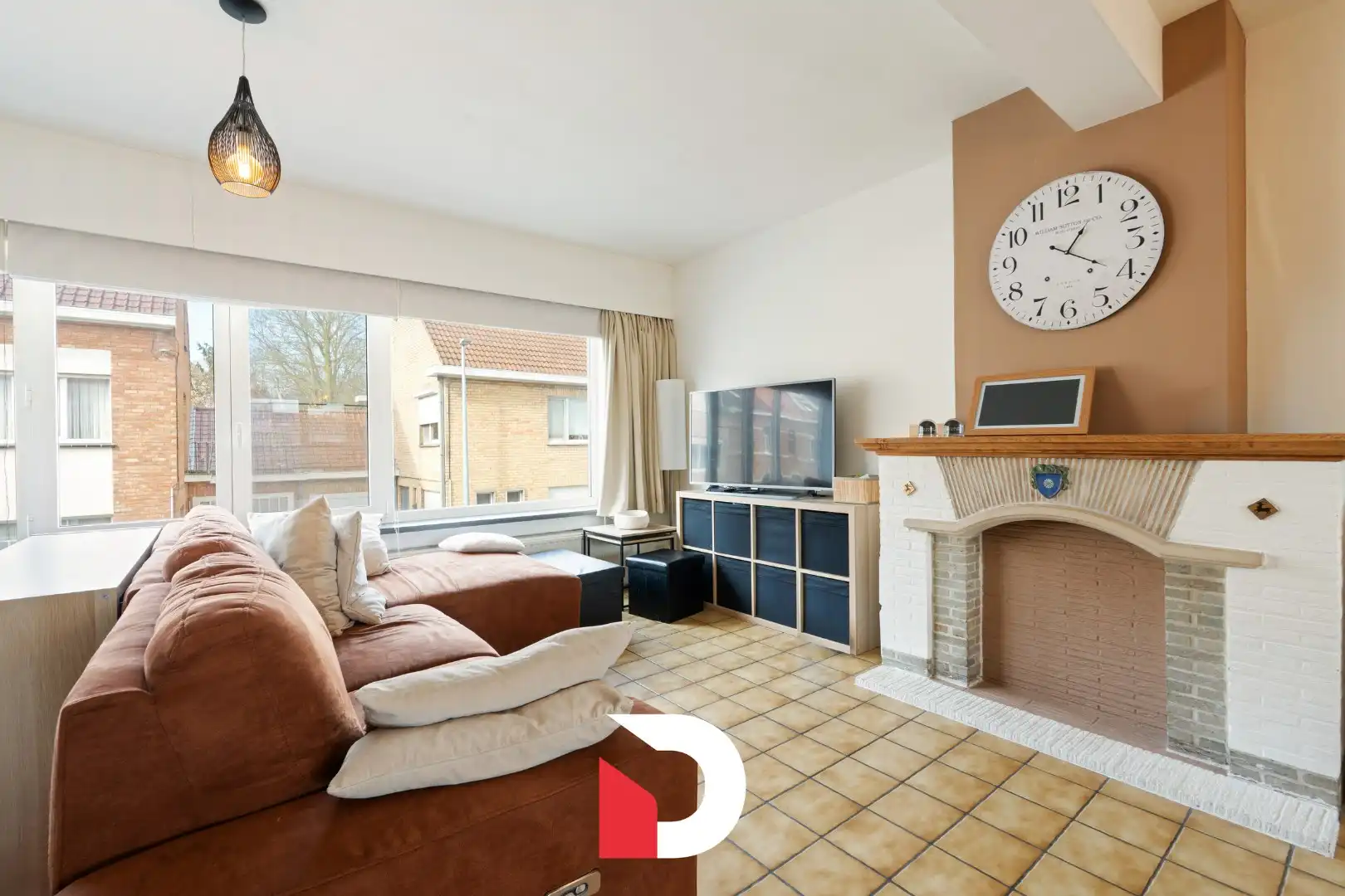 Instapklare gezinswoning met 3slk. en inpandige garage vlakbij Centrum Brugge. foto 5