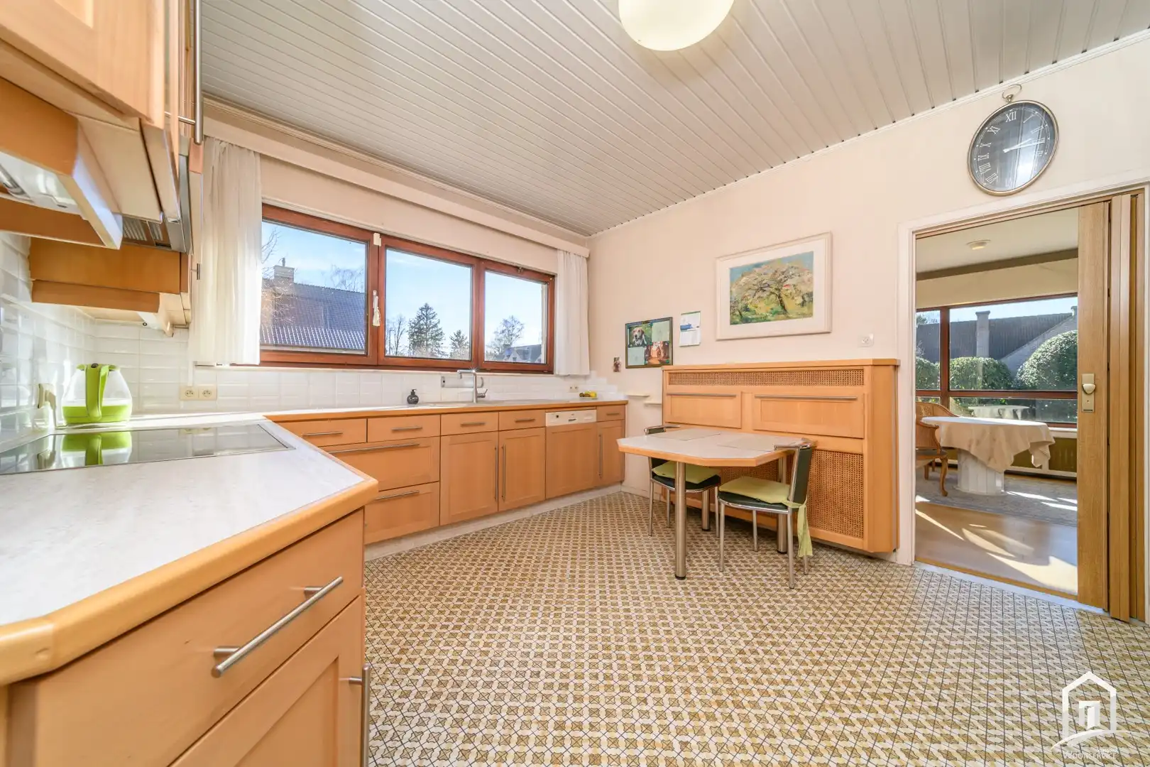 Stijlvolle villa in residentiële buurt. foto 10