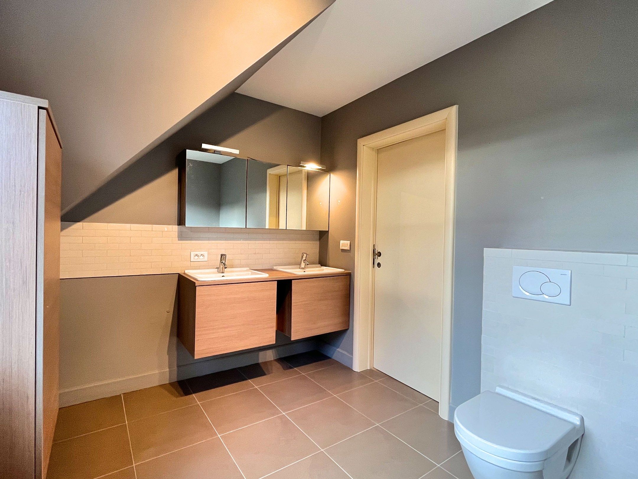 Charmante koppelvilla met dubbele garage te Knokke-Westkapelle foto 16