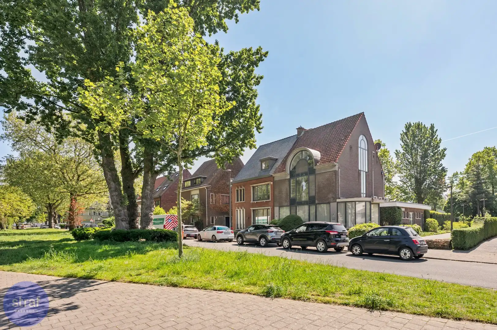 Ruim (en ook groot) huis op Linkeroever&nbsp;met praktijkruimte/ studio foto 23