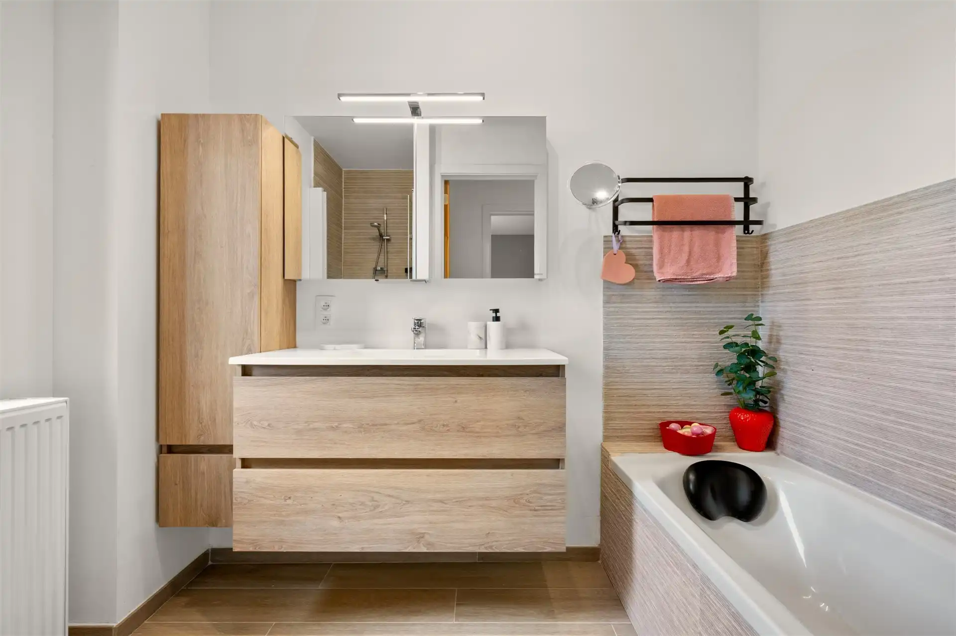 Knappe energiezuinige woning met 4 slpks en mooi vergezicht foto 20