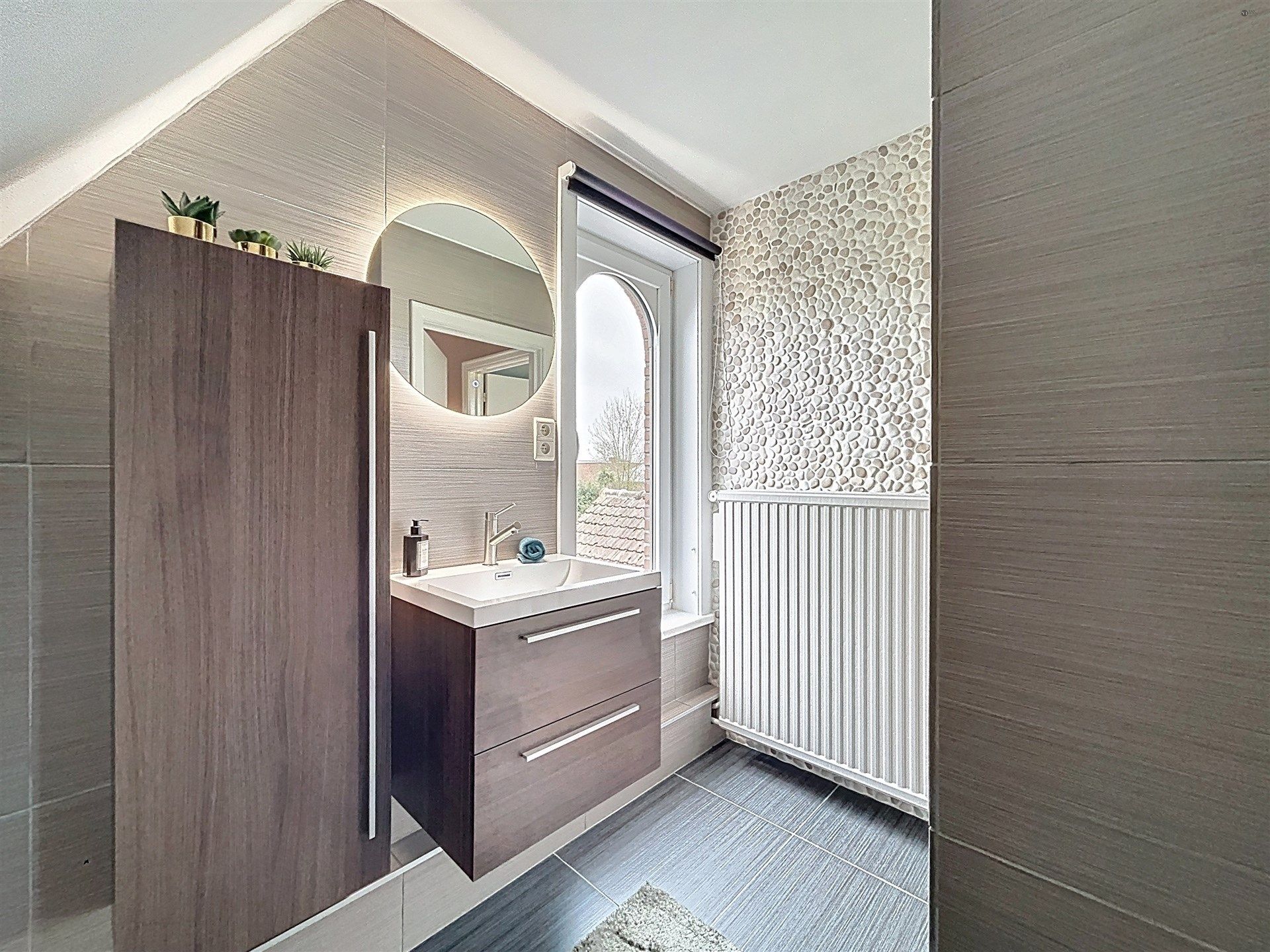 Instapklare open bebouwing met 3 slp op terrein van 919m²! foto 8