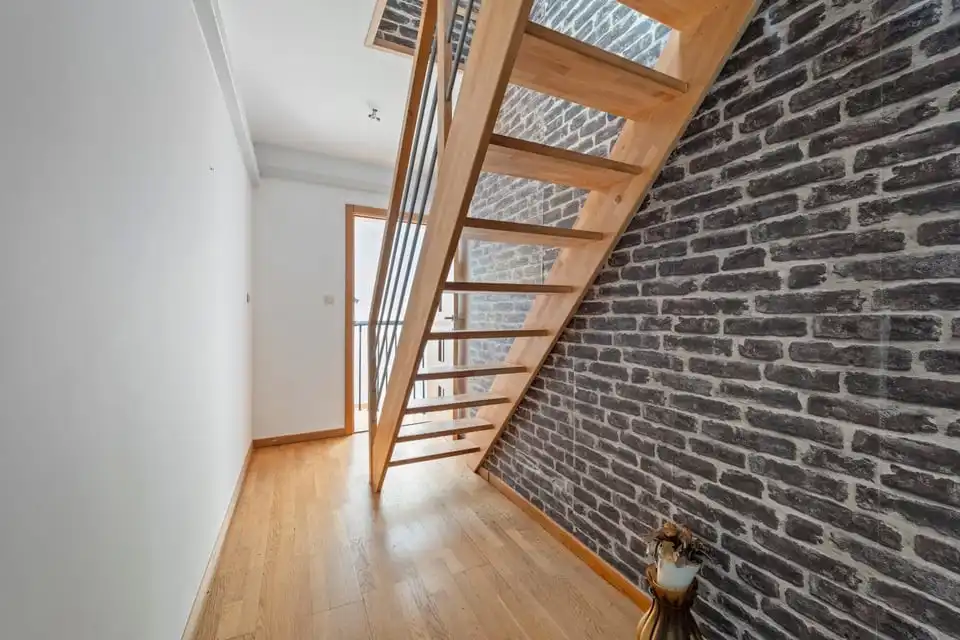 Charmant handelshuis op toplocatie in het hart van de Tongerse winkelstraat foto 13