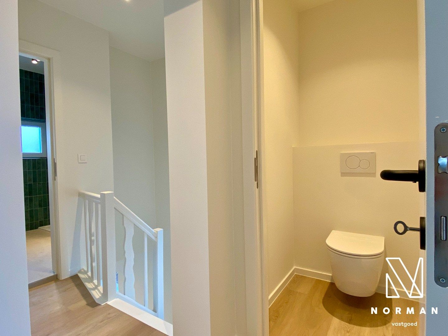 Hedendaags gerenoveerde woning met tuin, garage en 3 slks. foto 7