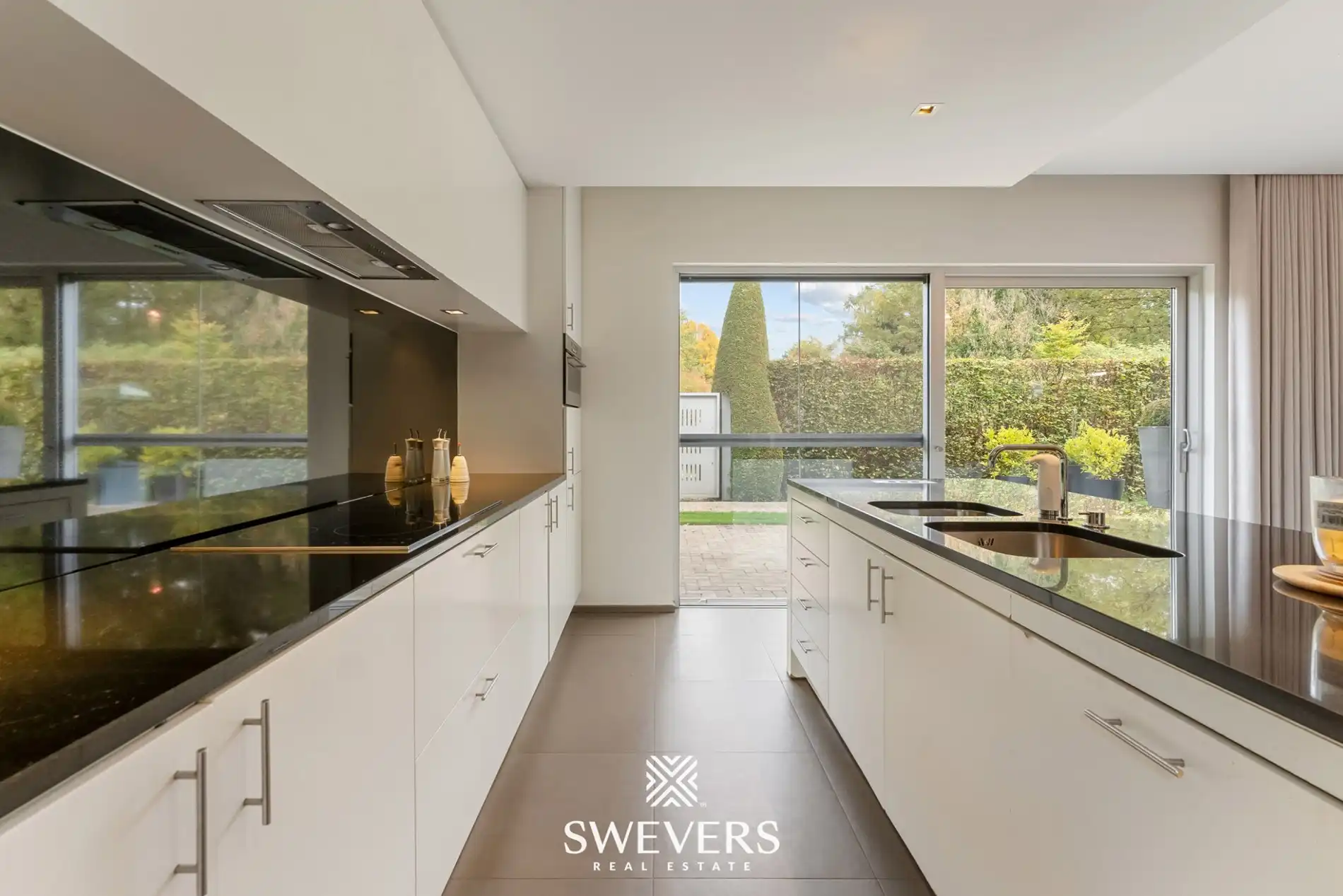 Exclusieve villa ( 618 m2 ) op een droomlocatie ( 28a 13ca ) in de residentiële bloemenwijk van Bolderberg foto 20