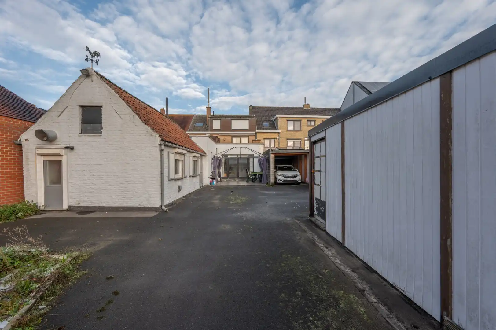 Gelijkvloerse woonst met grote tuin en garage te Sijsele. foto 15