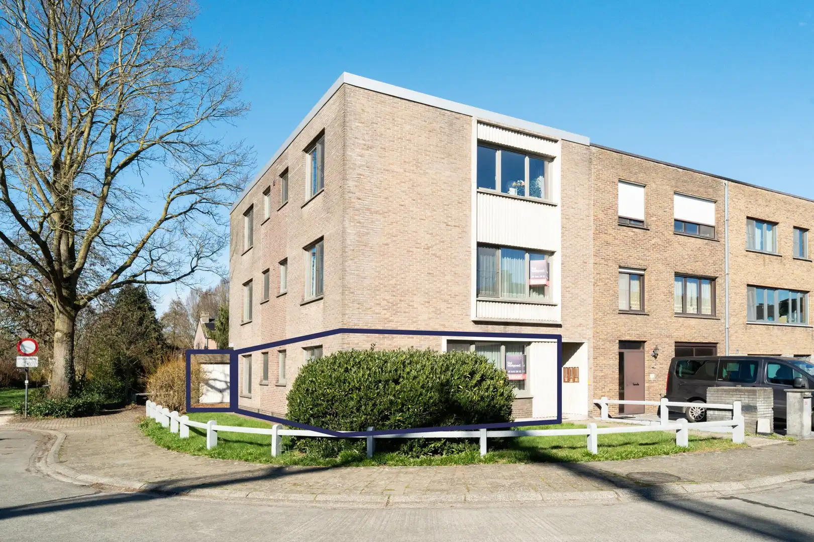 Appartement op het gelijkvloers met 2 slaapkamers en garagebox foto 2