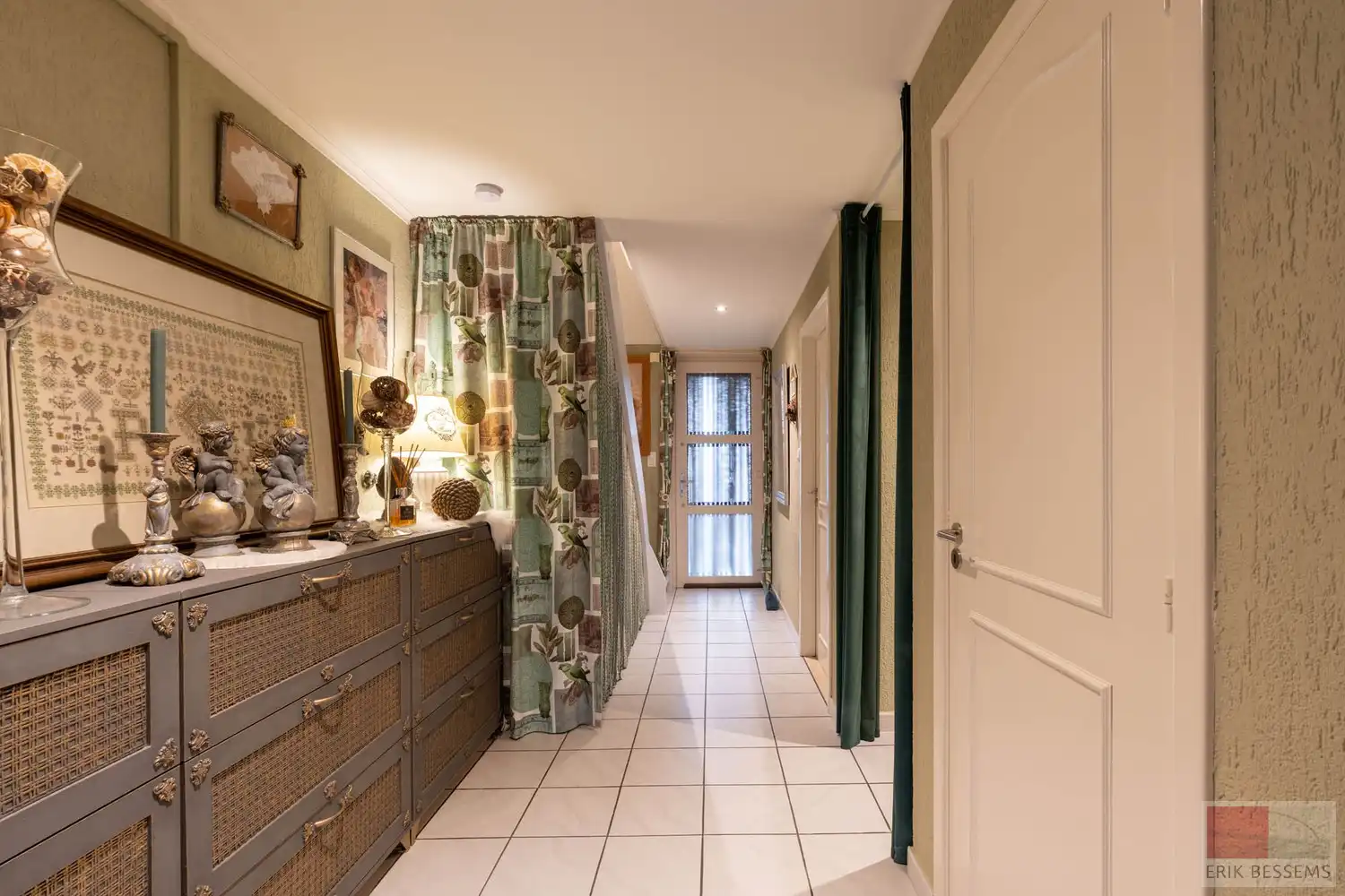 Appartement te koop foto 8