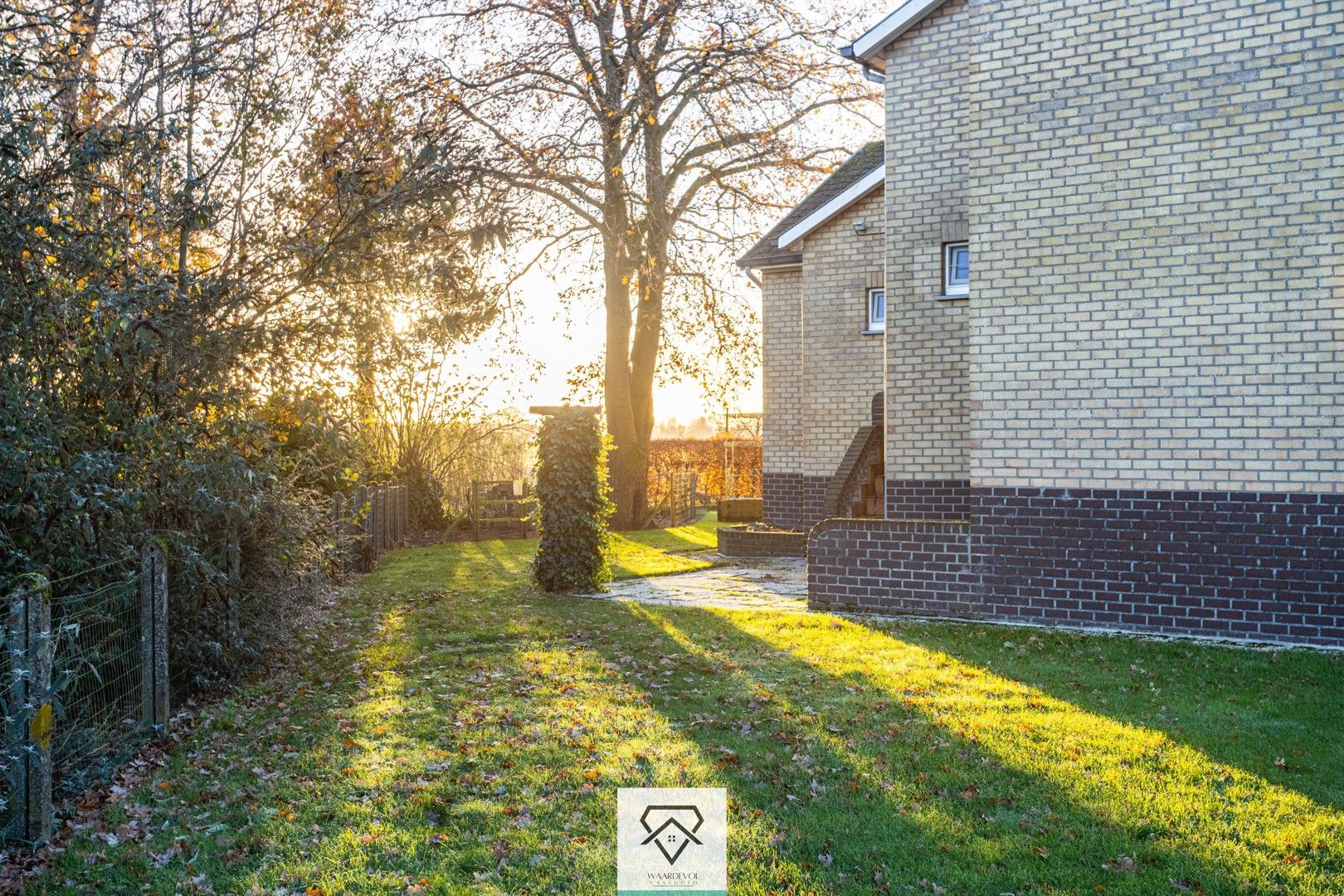 Vrijstaande woning met prachtig uitzicht foto 24