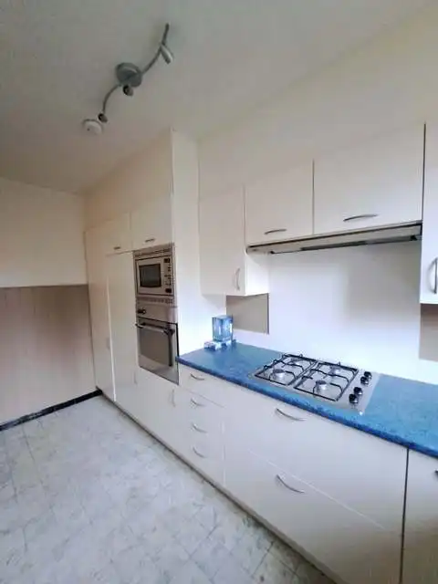 Comfortabel 1-slaapkamerappartement met terras en tuin te huur in Kristus-Koning Brugge, foto 5