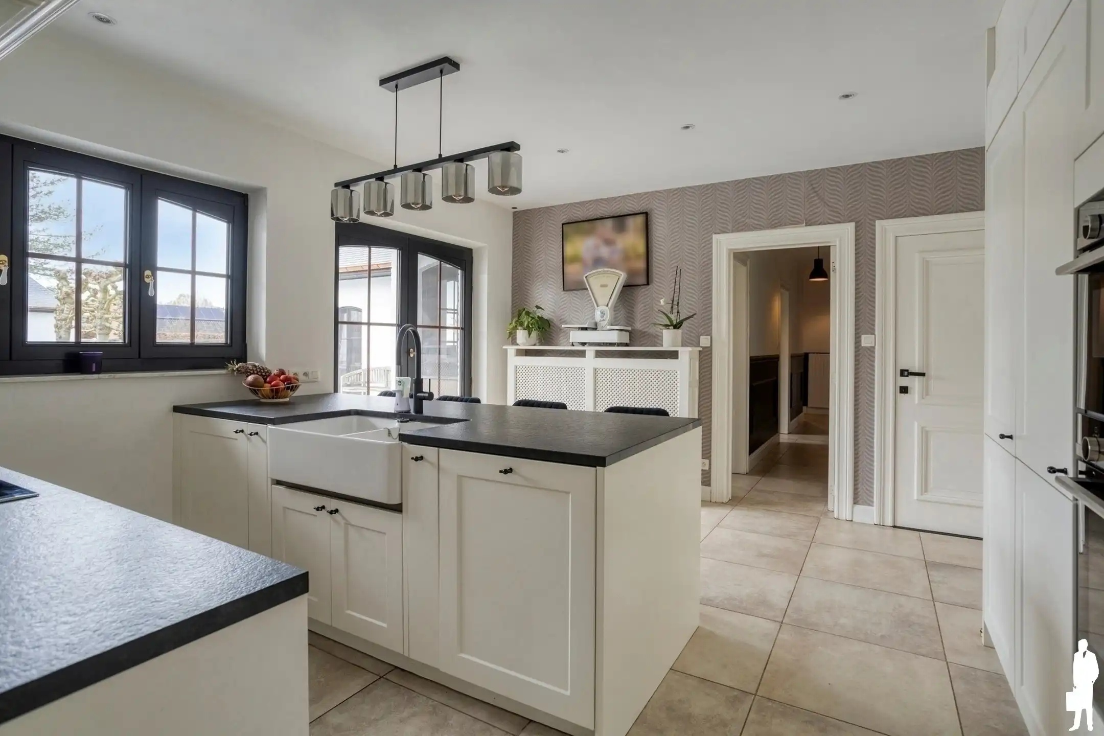 Uitzonderlijk ruime charmante villa op 2451m² foto 4