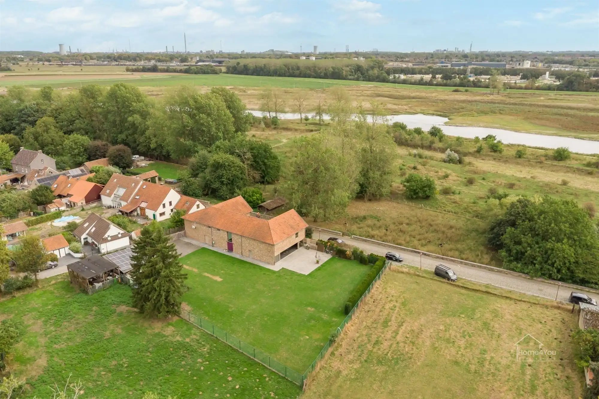 Karaktervolle hoevewoning nabij de Maas foto 43