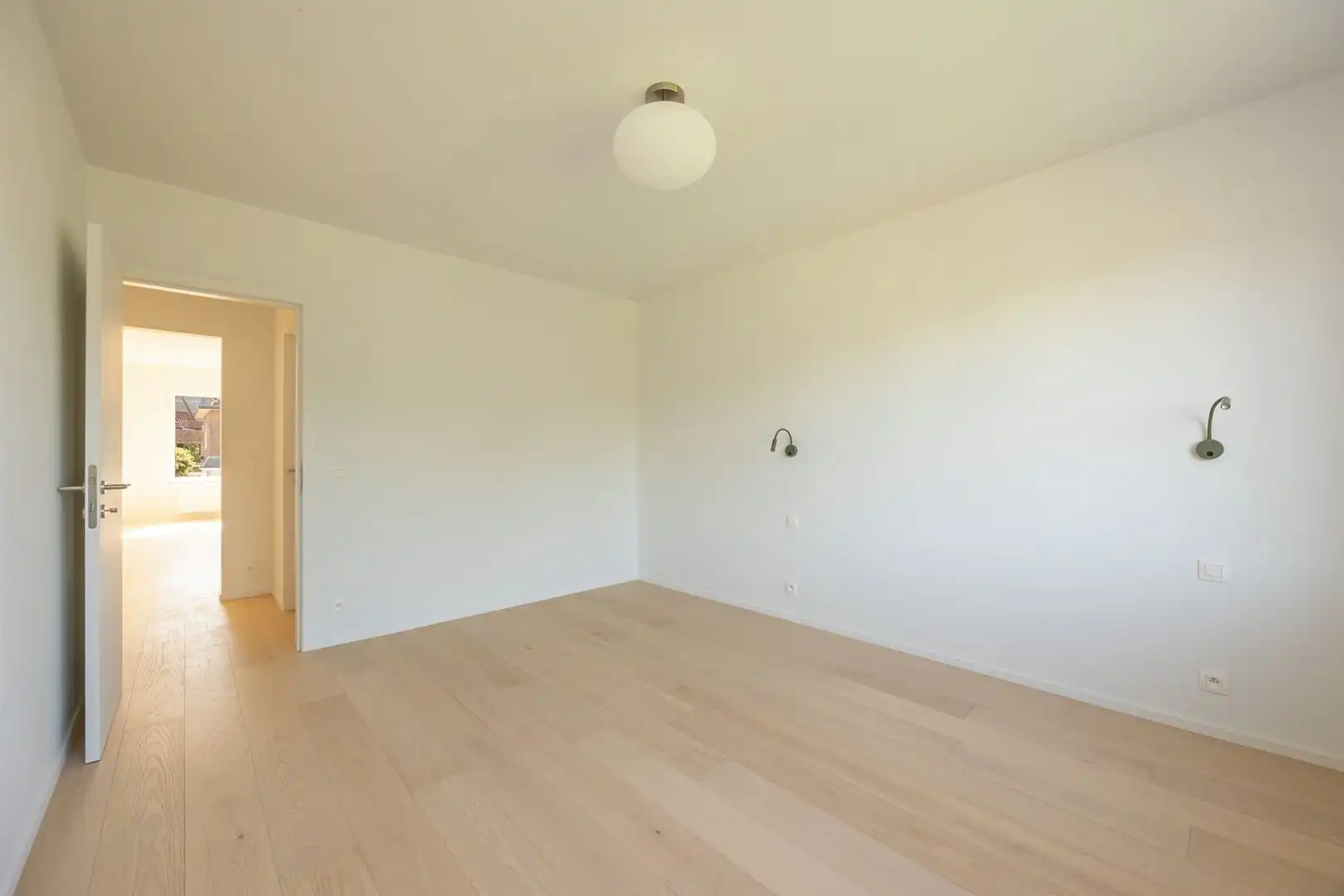 Prachtig afgewerkt 2-slaapkamer appartement foto 9