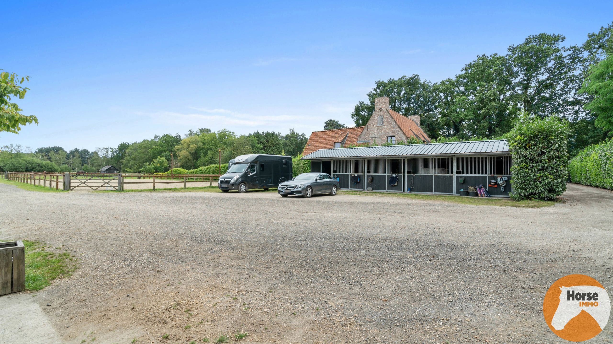 BONHEIDEN- Unieke paardenaccommodatie, landelijke woning 8HA foto 49