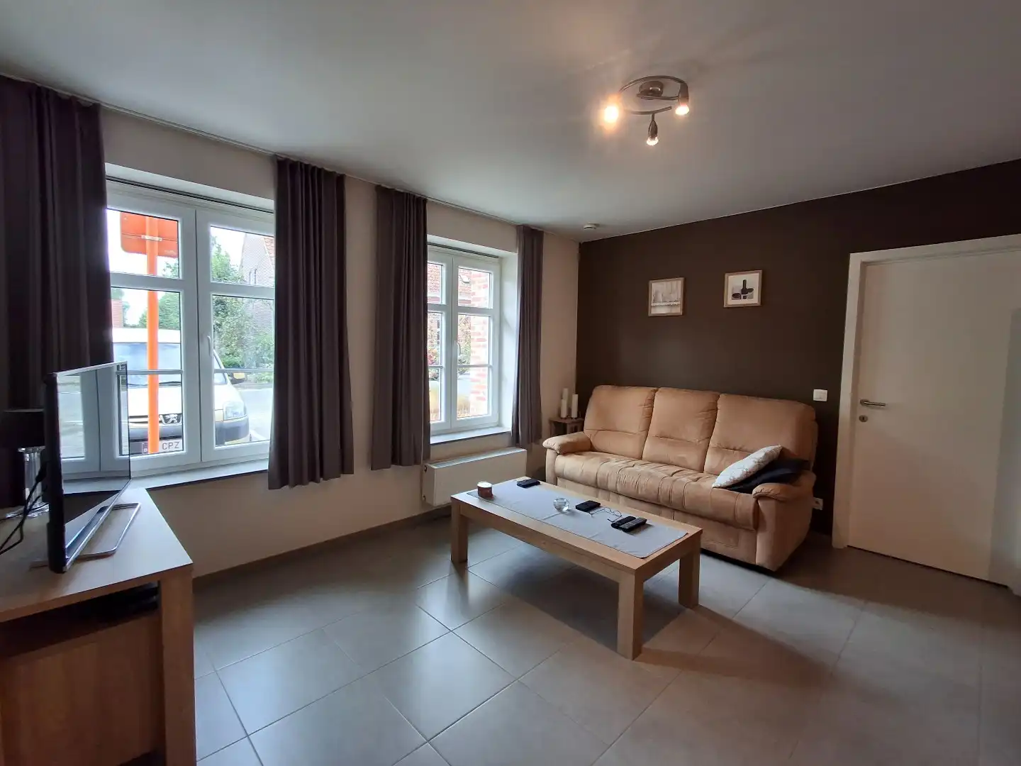 PRACHTIG APPARTEMENT MET GARAGE EN STAANPLAATS IN HET HARTJE VAN VINKT foto 3