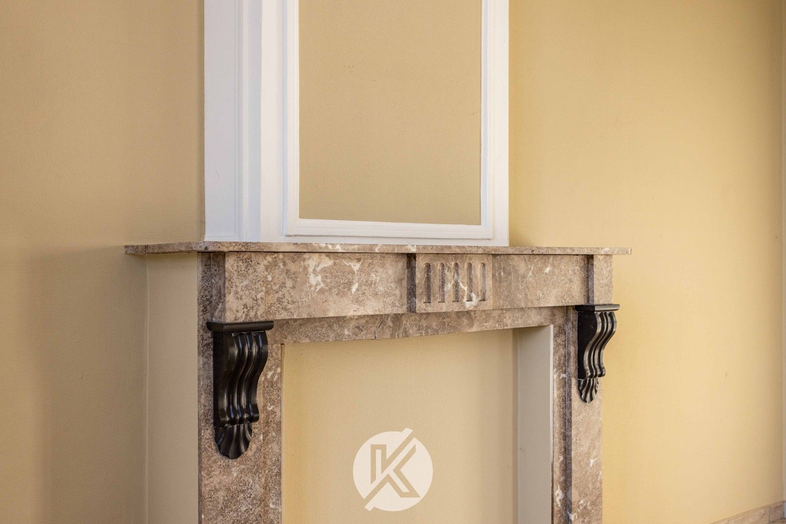 Tijdloze pastorie met historische allure op 4.057 m² foto 10