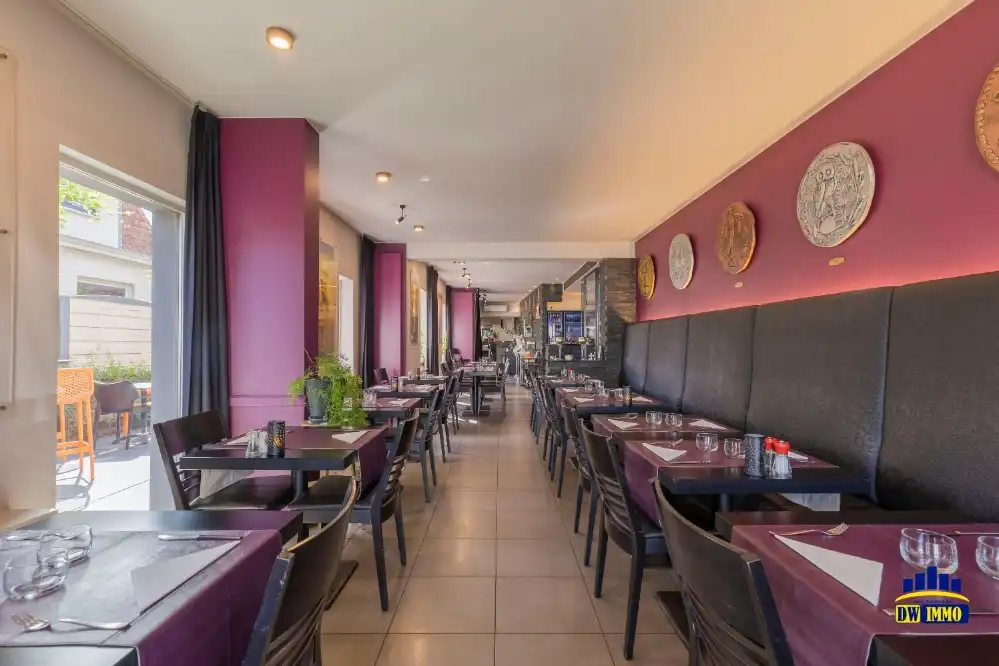 Restaurant met zonnig terras en open keuken over te nemen in Sint-Martens-Latem foto 7