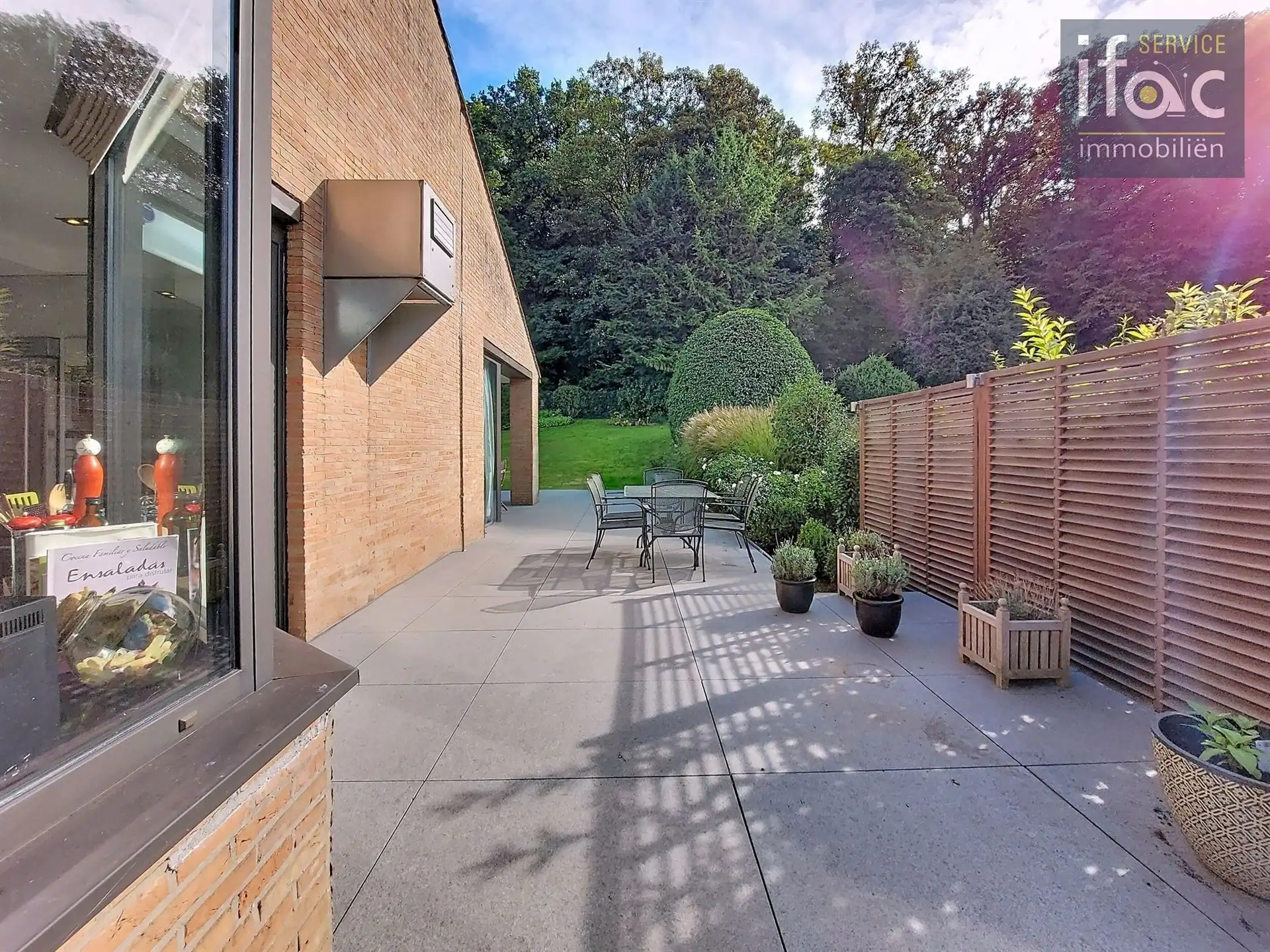 Exclusieve postmodernistische luxevilla grenzend aan bos foto 19