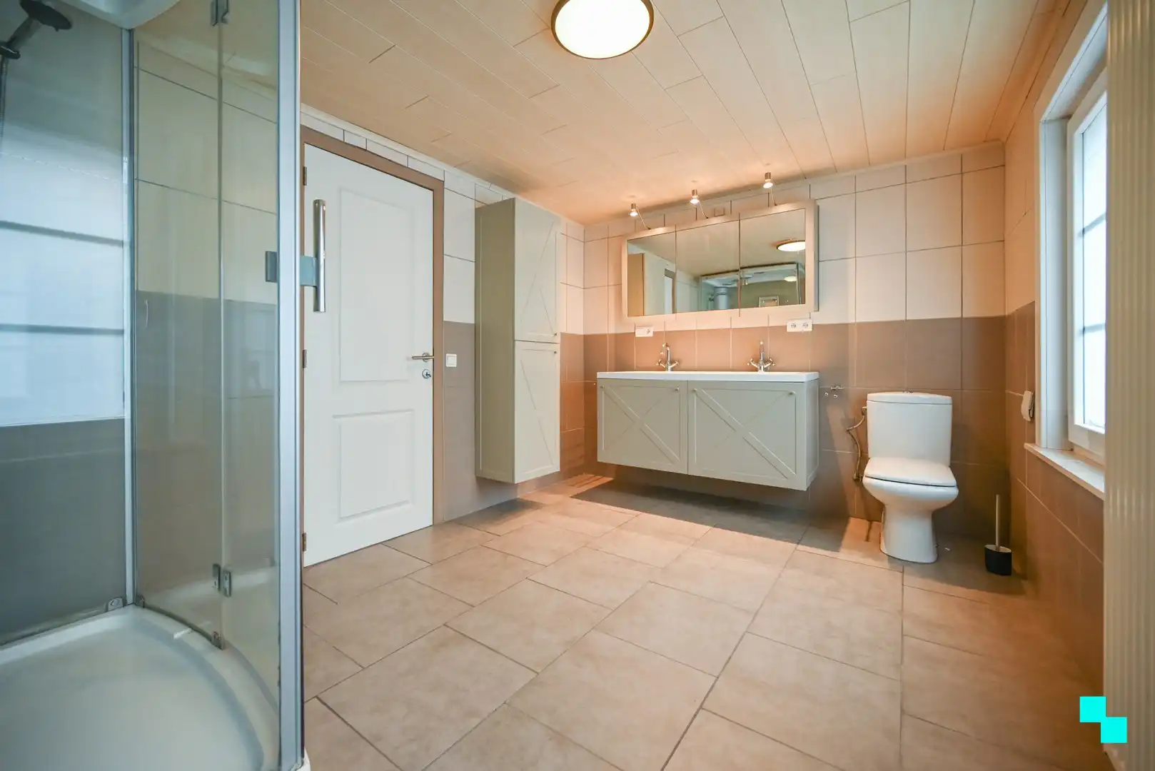 Instapklare gezinswoning met 3 slaapkamers, tuin en topligging in Pittem foto 23