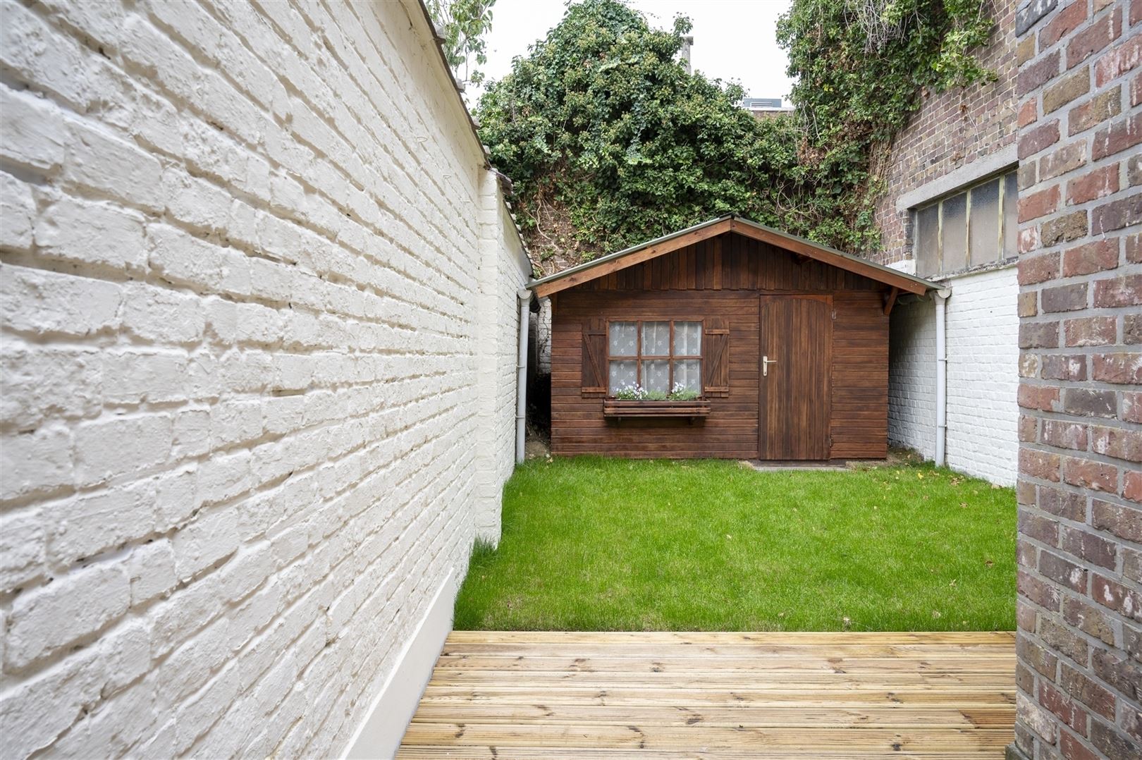 volledig gerenoveerde woning met authentieke elementen foto 18