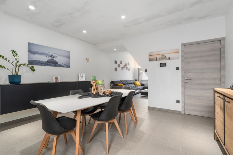 Volledig gerenoveerde woning op topligging foto 5