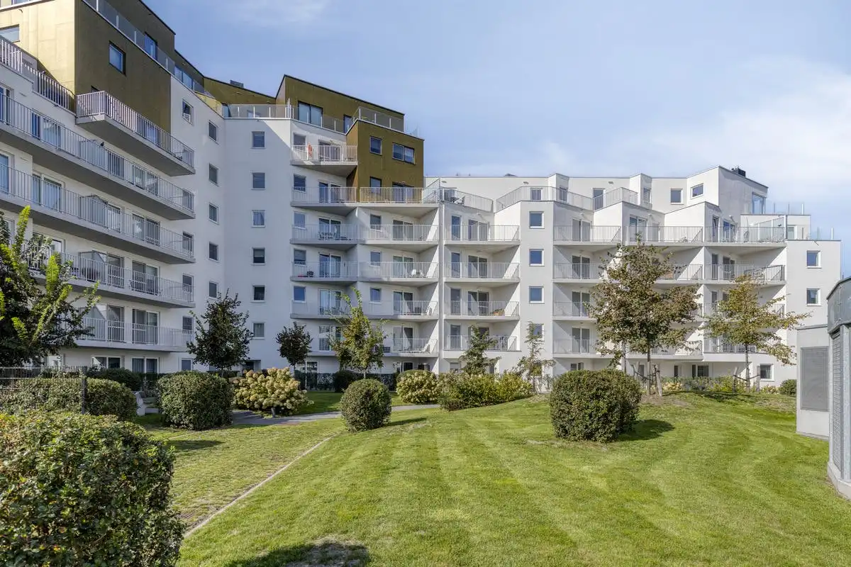 Ruim appartement met terras en zicht op jachthaven te koop foto 21