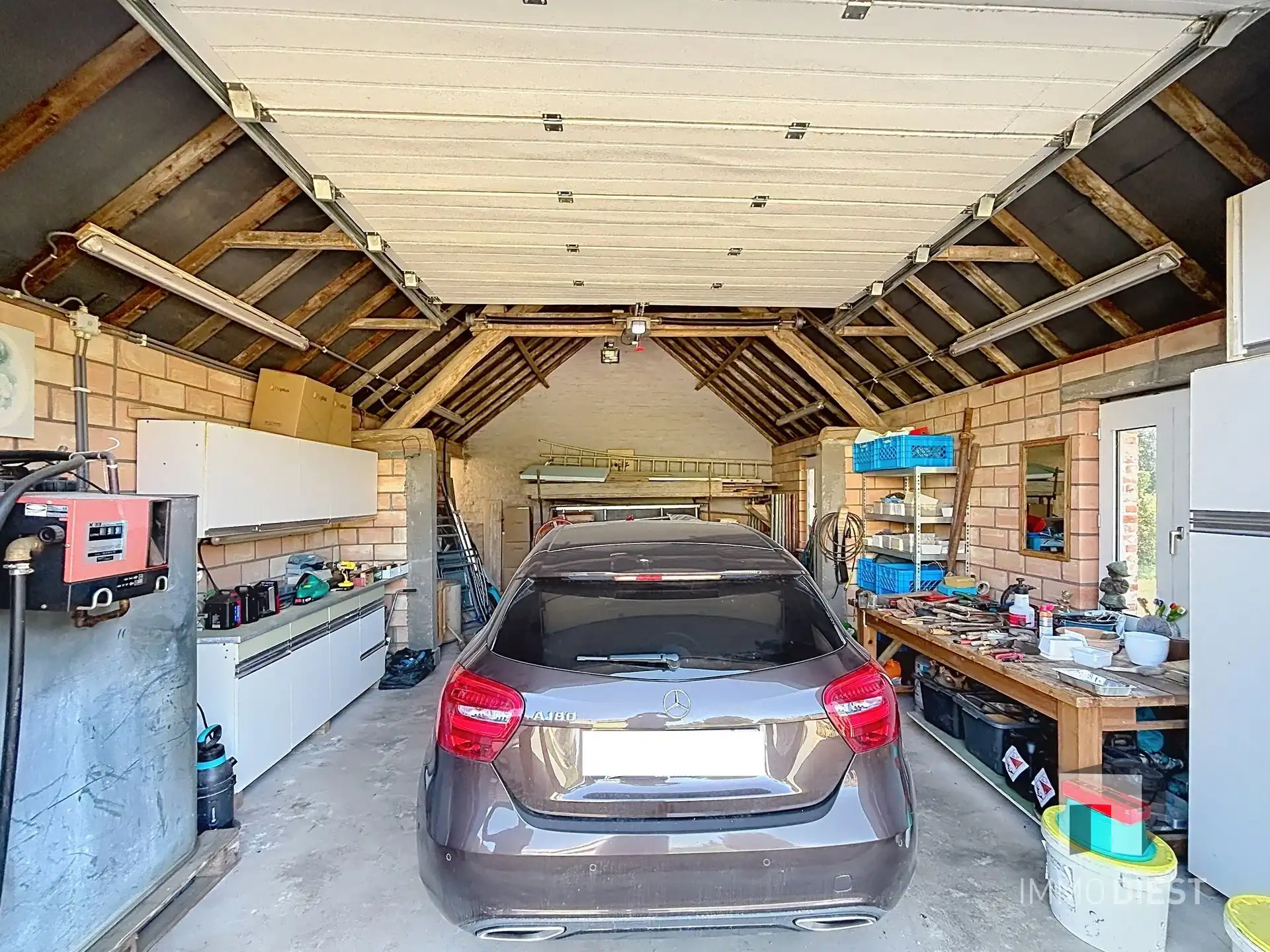 Woning met bouwland en achterliggend magazijn op 9a 04ca. foto 32