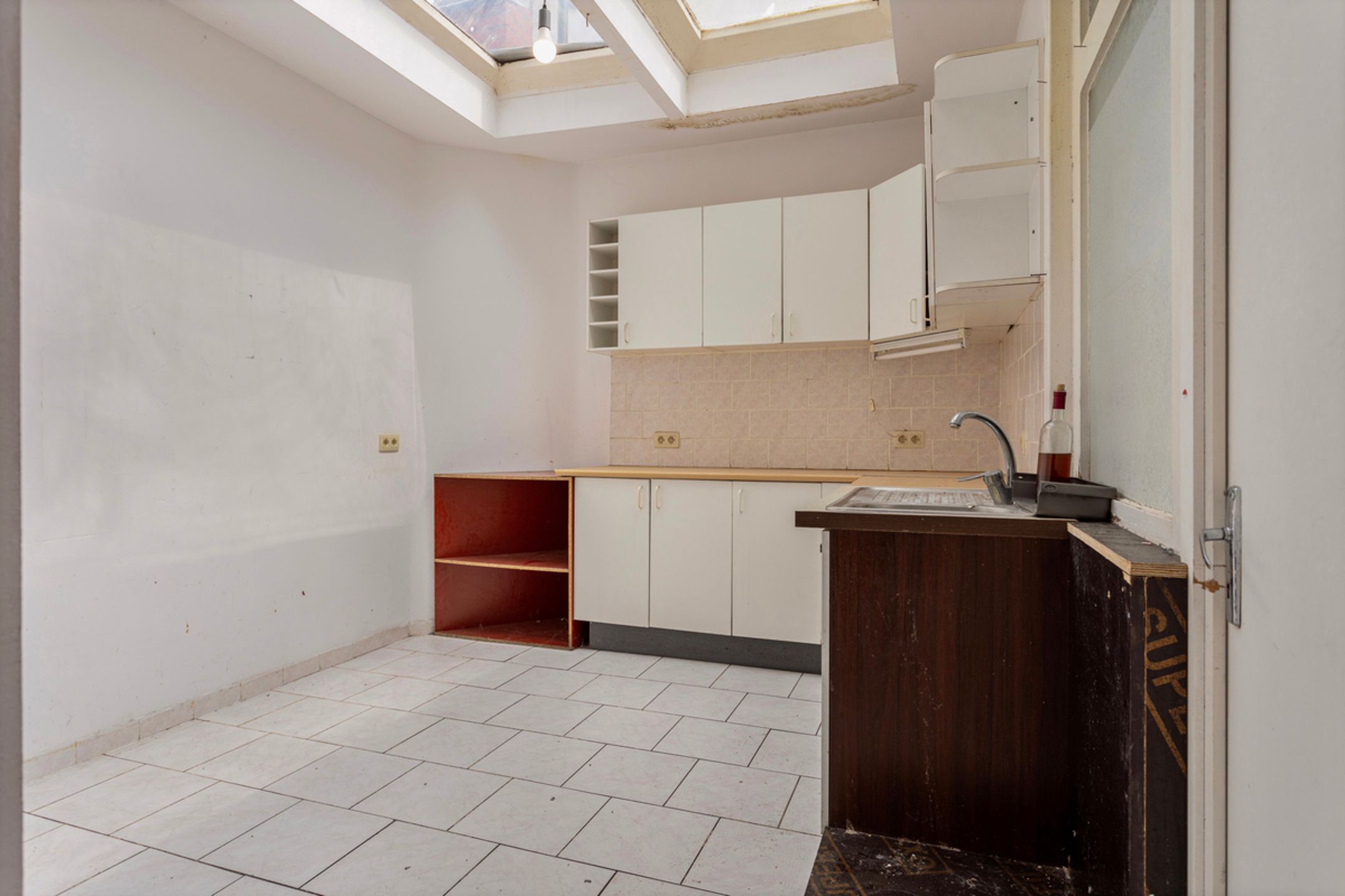 Deels te renoveren woning ideaal geschikt om te verhuren. foto 7