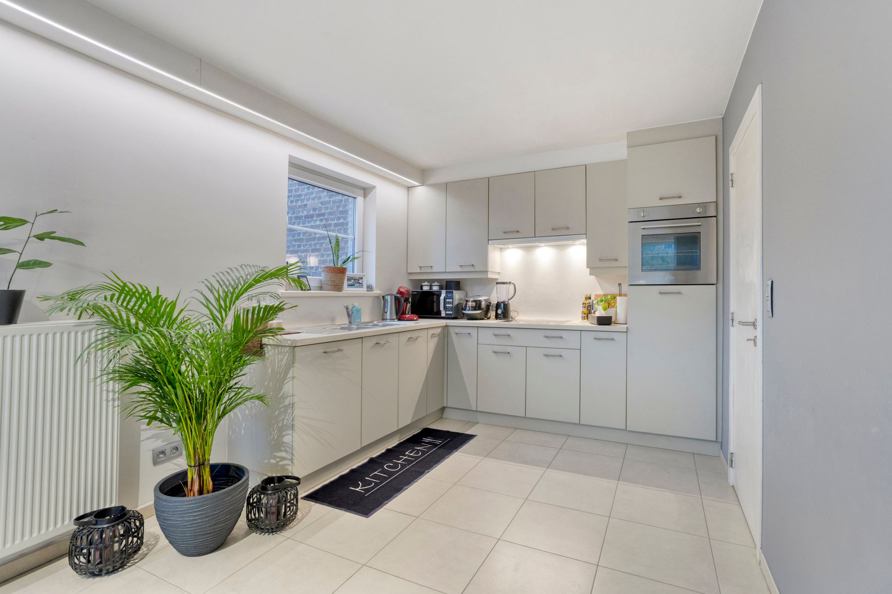 *** ONDER COMPROMIS NA 1STE BEZOEKDAG! ***  foto 8