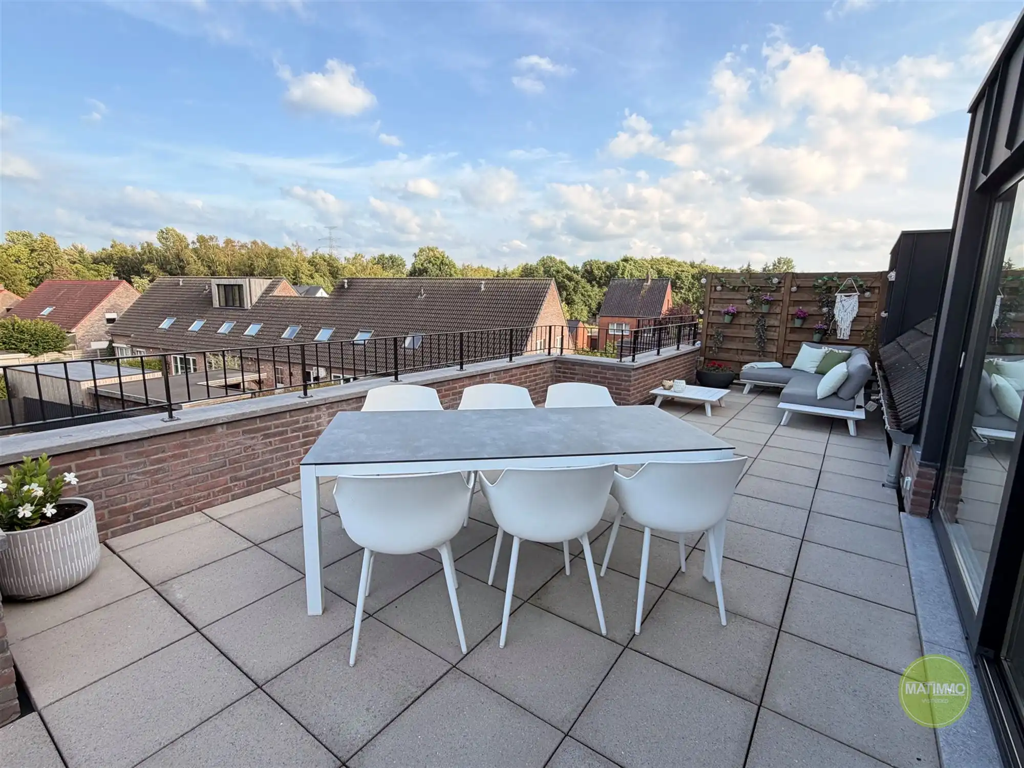 BEMEUBELD DAKAPPARTEMENT MET RUIM TERRAS IN MOL foto 22