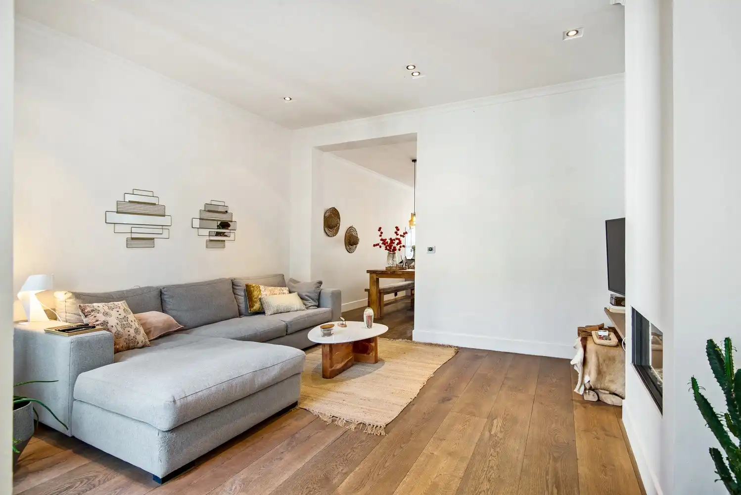 Instapklare woning met gezellige stadstuin foto 11