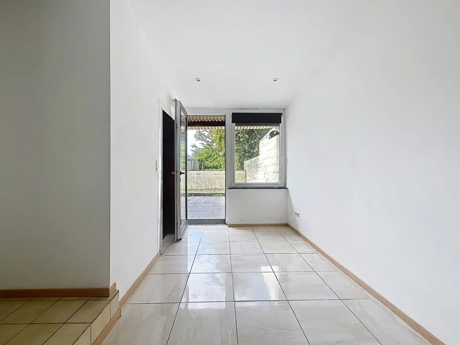 Rijwoning op een goede locatie met 3 slpks  foto 10