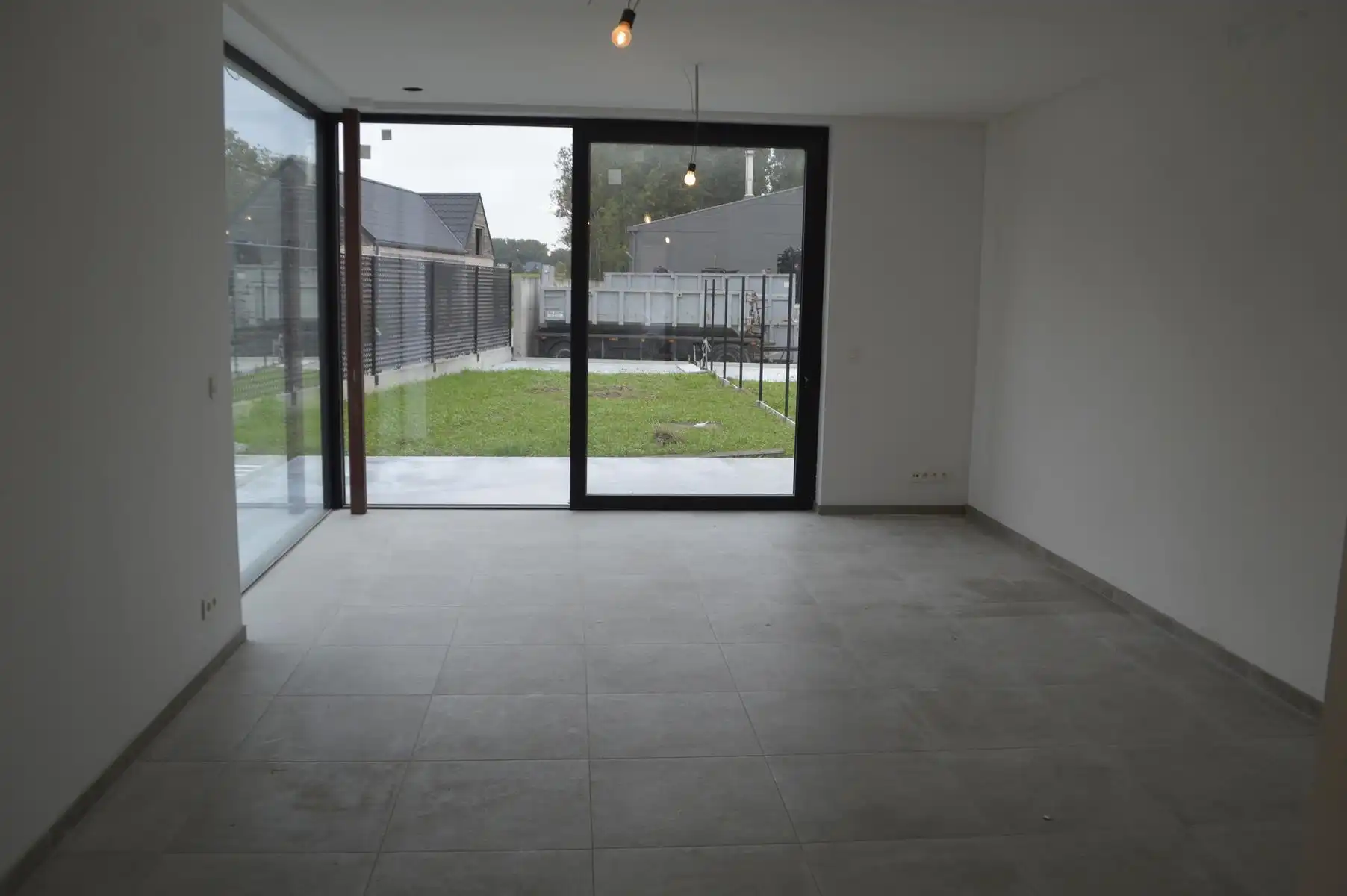 ERONDEGEM - BEN-Hob met gezellig tuintje. foto 6