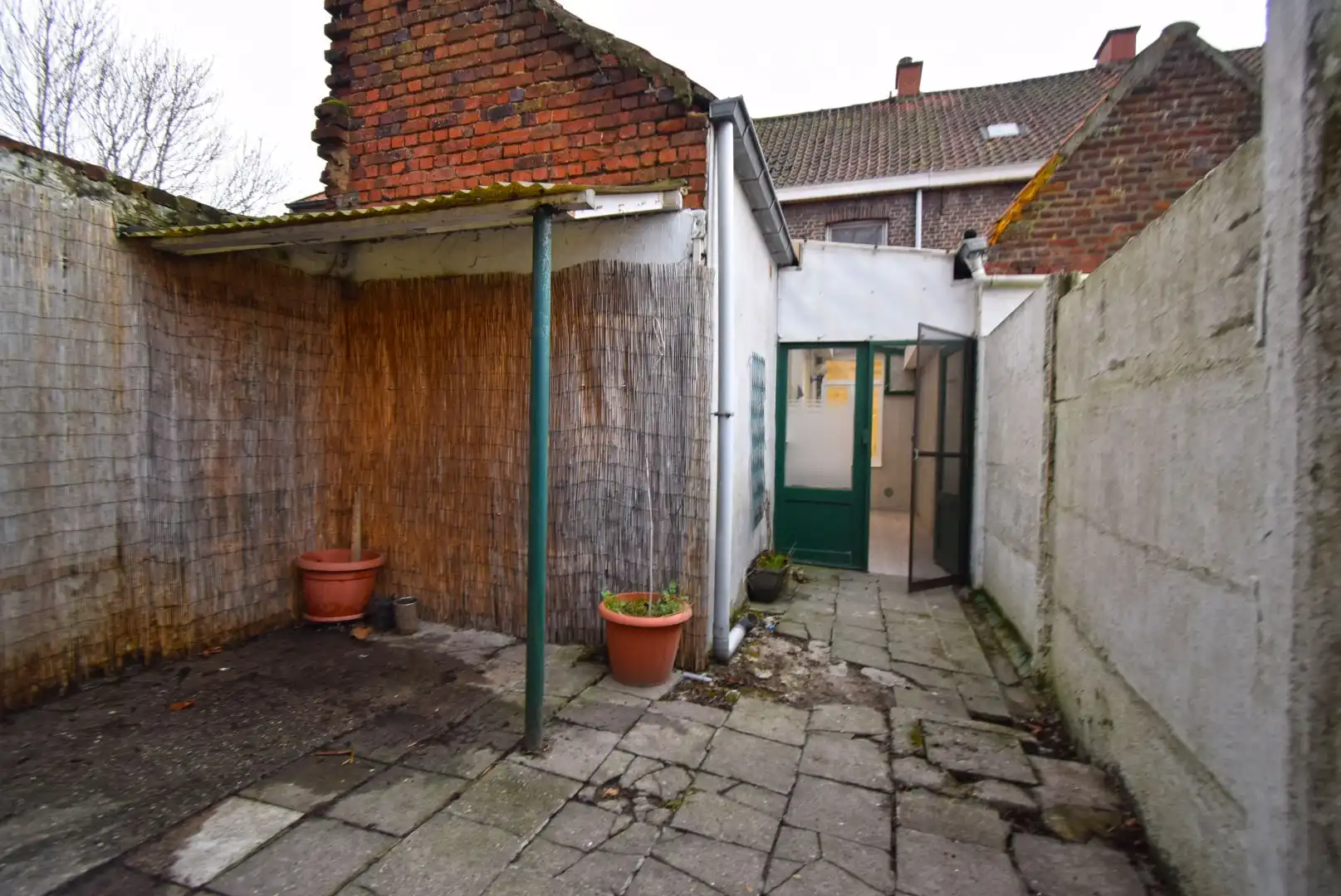 GERENOVEERDE INSTAPKLARE KNUSSE RIJWONING foto 12