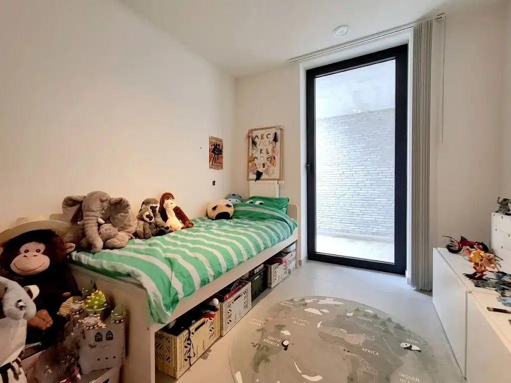 RECENT INSTAPKLAAR APPARTEMENT MET 3 SLPKS | 2 TERRASSEN EN GARAGE IN HARTJE PITTEM foto 8