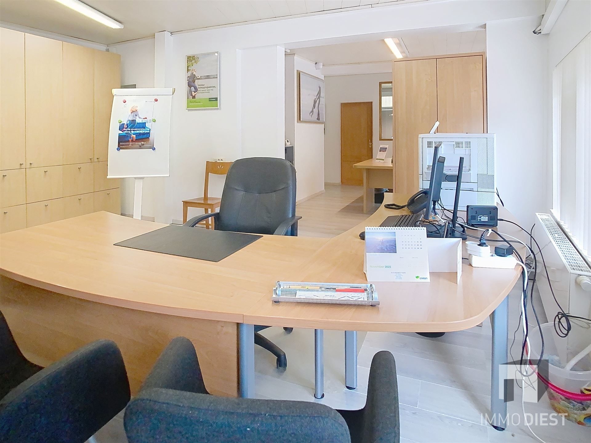 Gelijkvloers kantoorpand op strategische ligging  foto 15