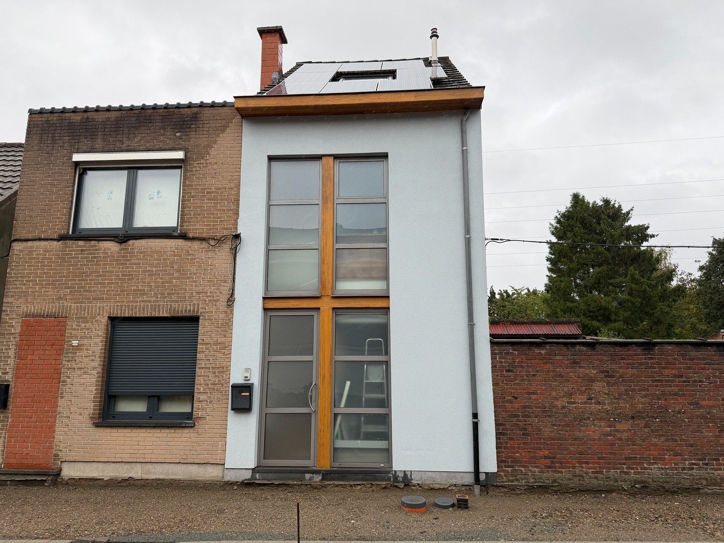 Moderne half open woning met 2 slaapkamers foto 22
