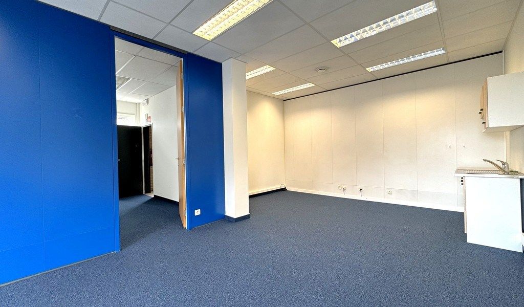 Gelijkvloers kantoor te huur in Noorderlaan Business Site te Antwerpen foto 7