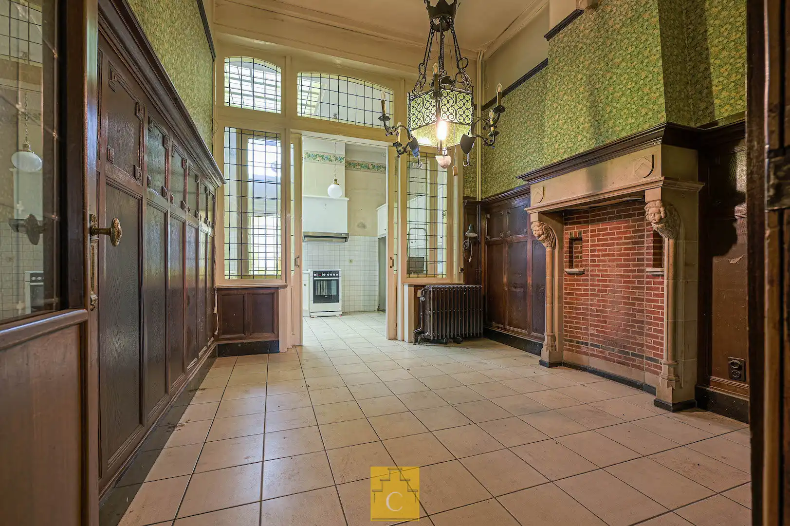 Authentiek herenhuis aan de Sint-Annarei foto 12