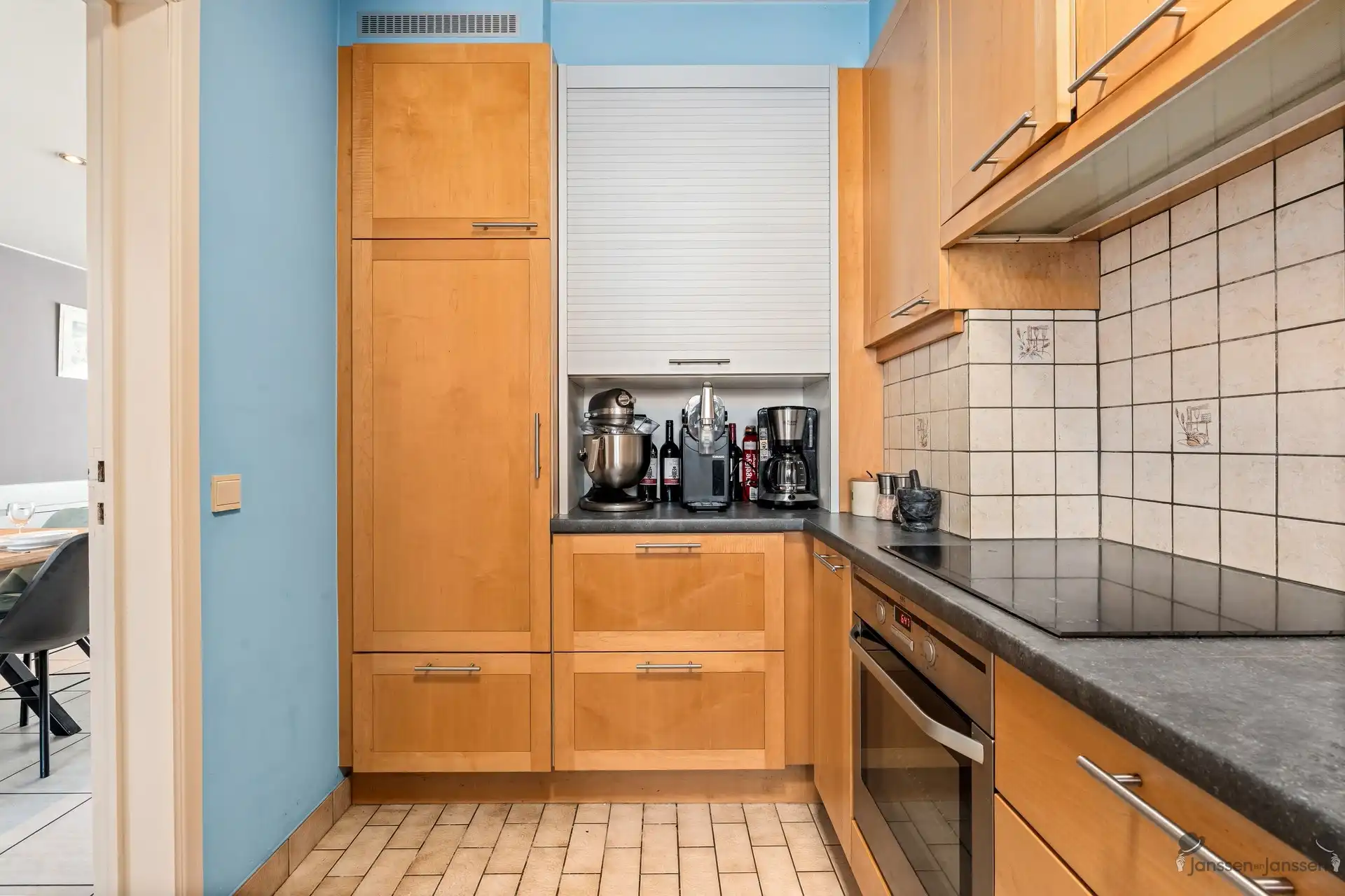 Prachtige bel-etage in een rustige buurt te Hoevenen foto 7