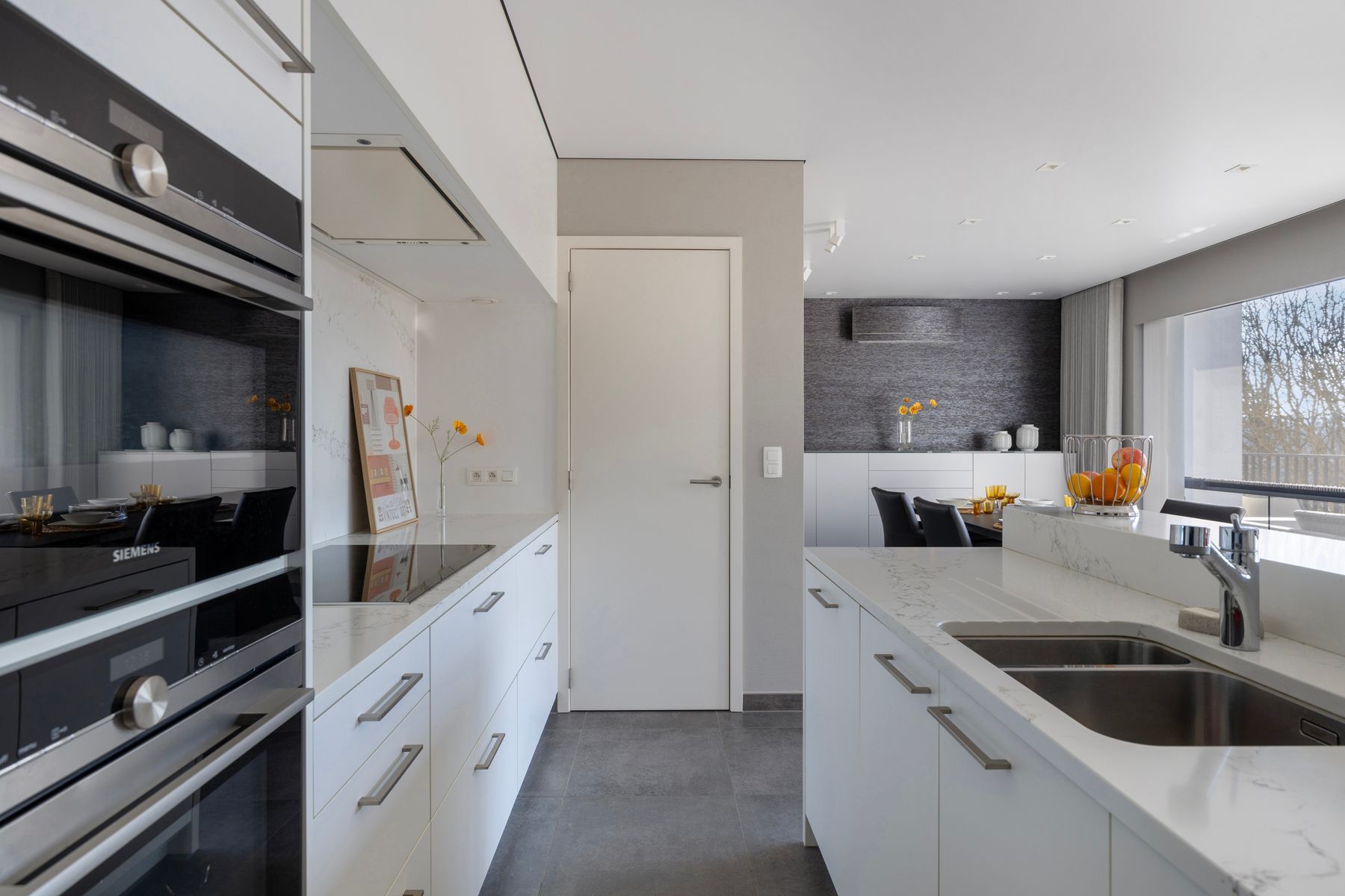 Prachtige ruime penthouse met parkings en terras te Halle foto 7