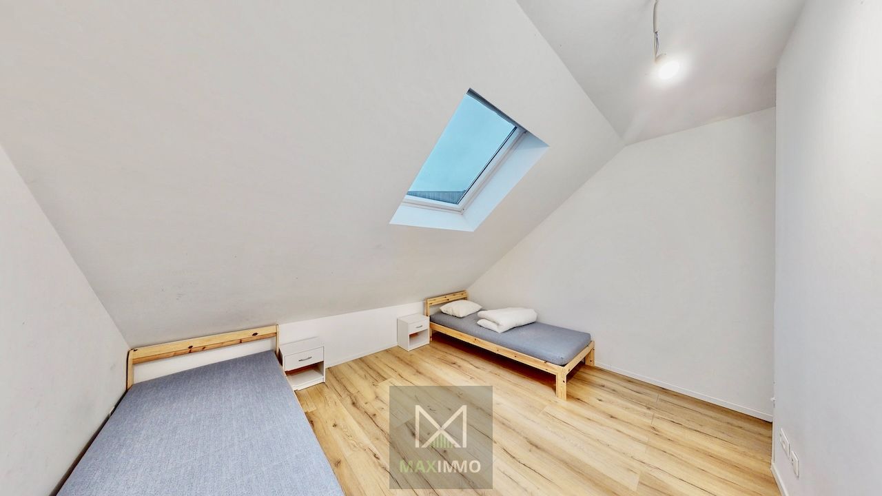 🏡 Volledig gerenoveerde halfopen woning met 4 slaapkamers & zonnige tuin – Harelbeke foto 15