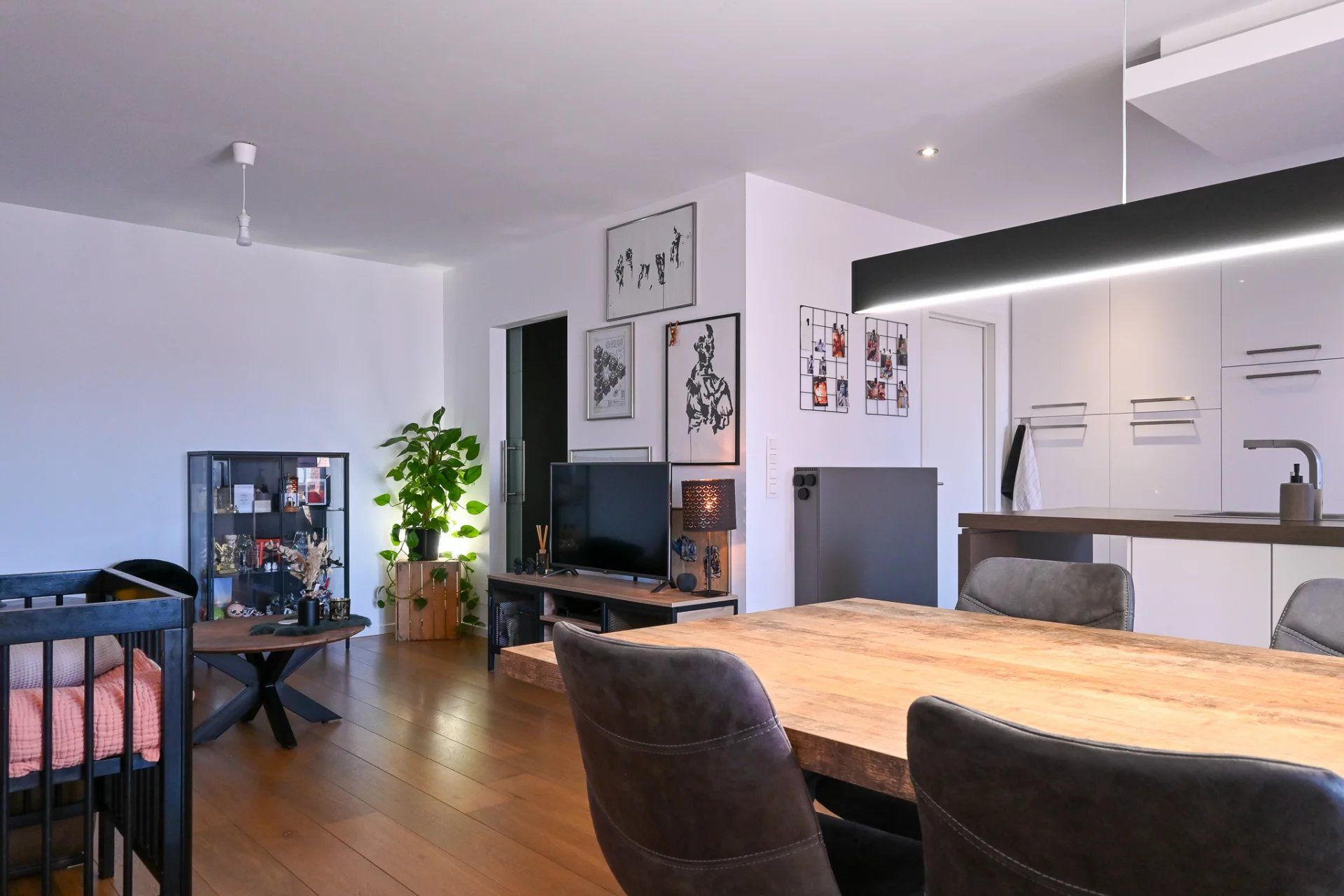 Prachtig Instapklaar Appartement te Koop aan het Eikelplein in Tessenderlo foto 11