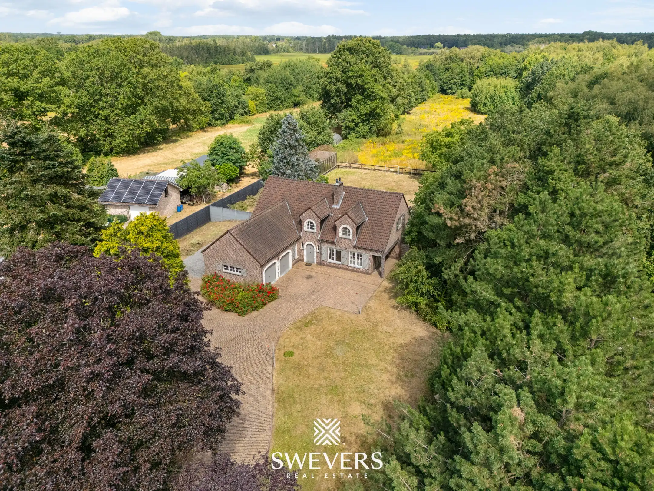 Landelijk wonen in alle luxe op een uniek domein in Koersel foto 31