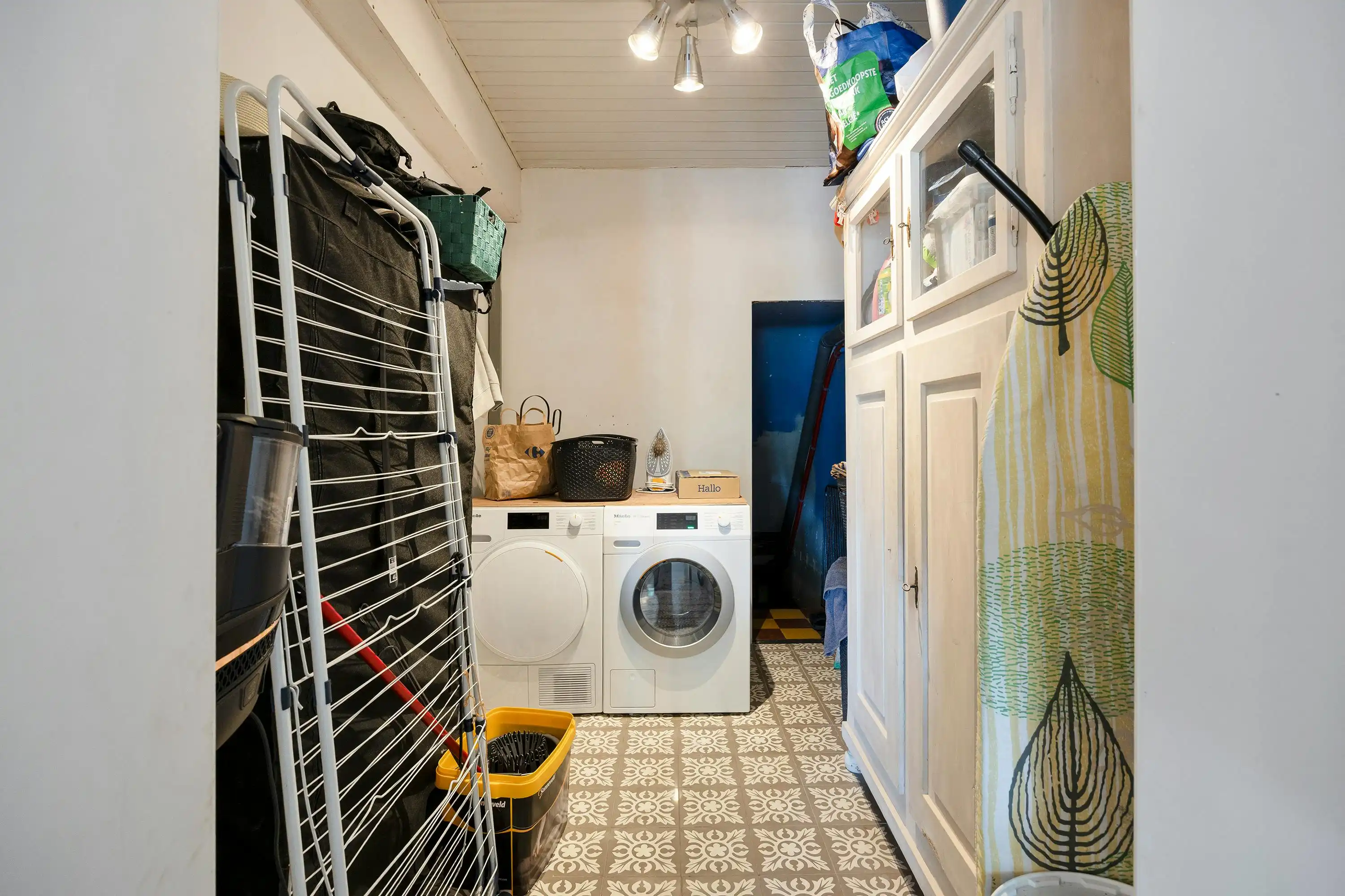 Gerenoveerde halfopen woning met tuin te koop in Gooreind! foto 14