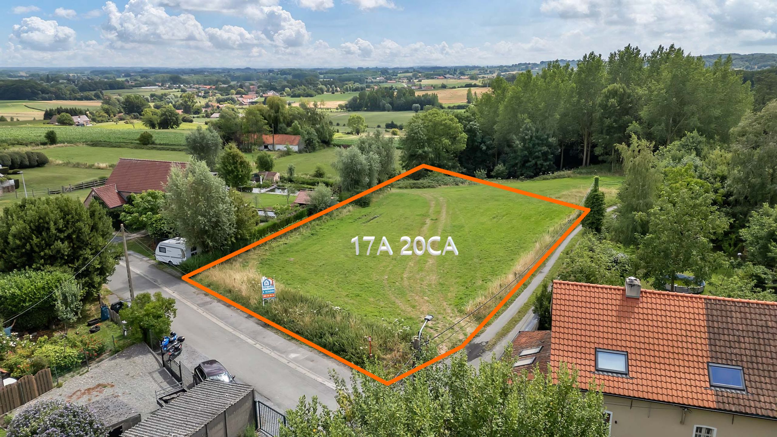 Bouwgrond voor OB op landelijke ligging  foto {{pictureIndex}}