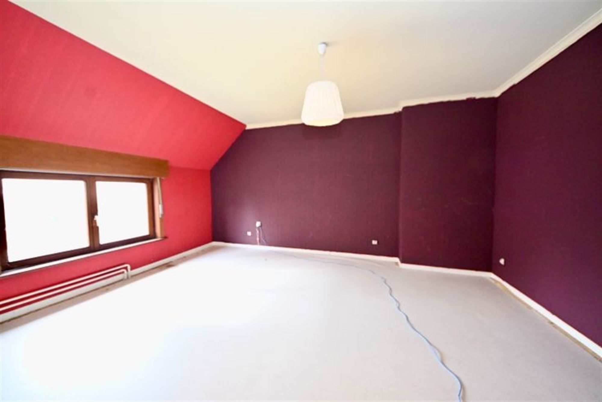 Te renoveren woning met 3 slaapkamers. foto 20